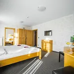 Millenium Hotel KLV